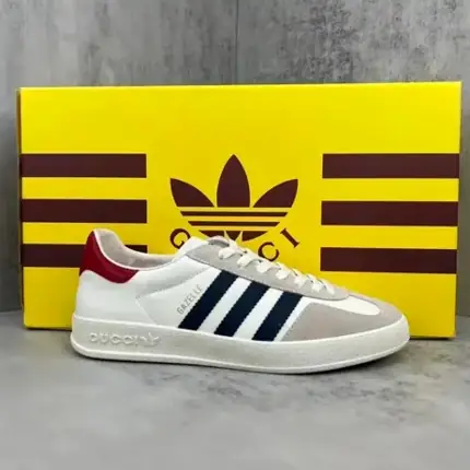 Gucci Gazelle Sneakers, versión blanca