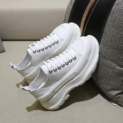 Alexander Mcqueen Chunky Sneakers [6 styles], versión blanca
